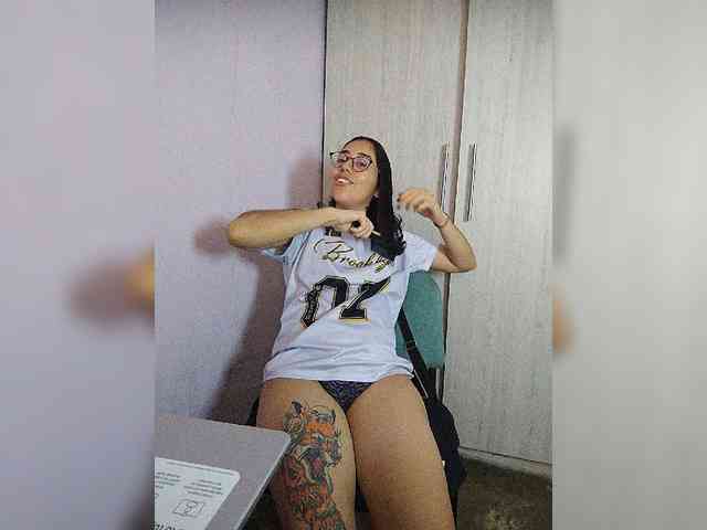 skinny333 webcam