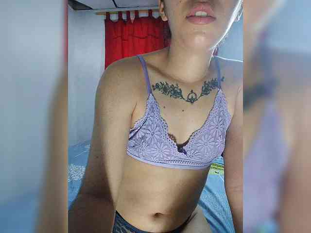 skinny333 webcam