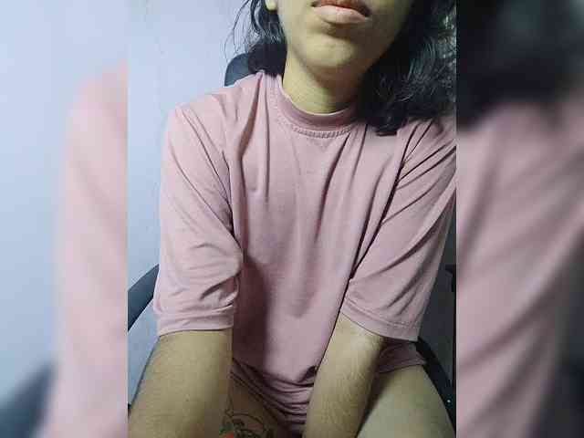 skinny333 webcam