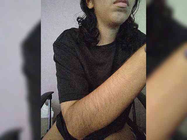 skinny333 webcam