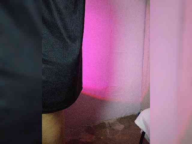skinny333 webcam