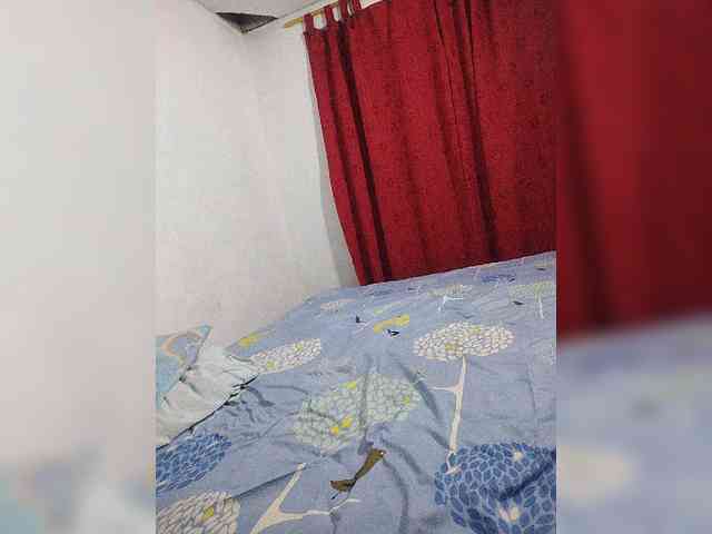 skinny333 webcam