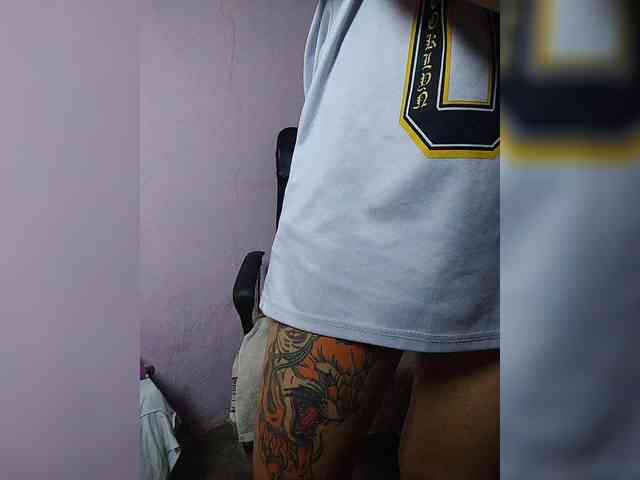 skinny333 webcam