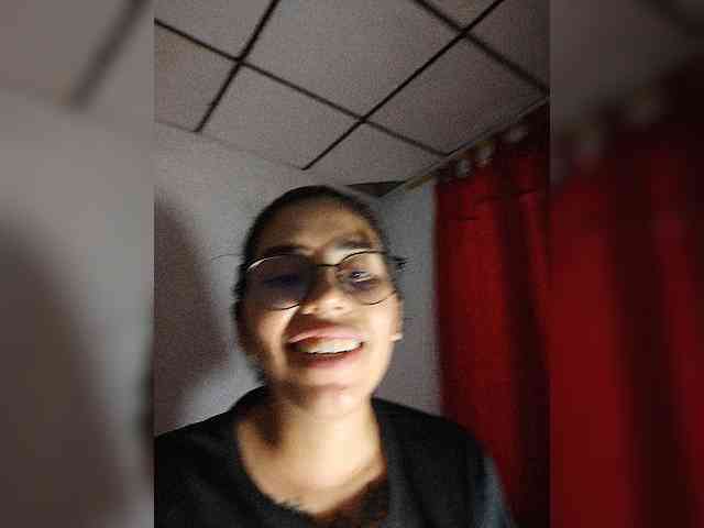 skinny333 webcam
