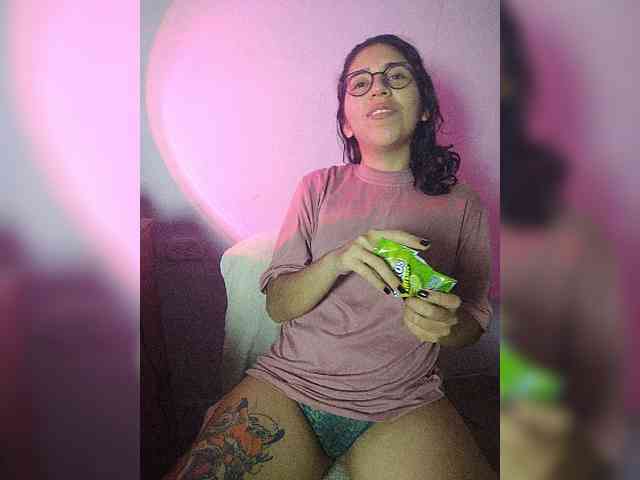 skinny333 webcam