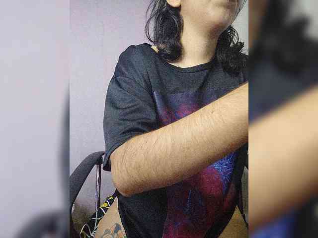 skinny333 webcam