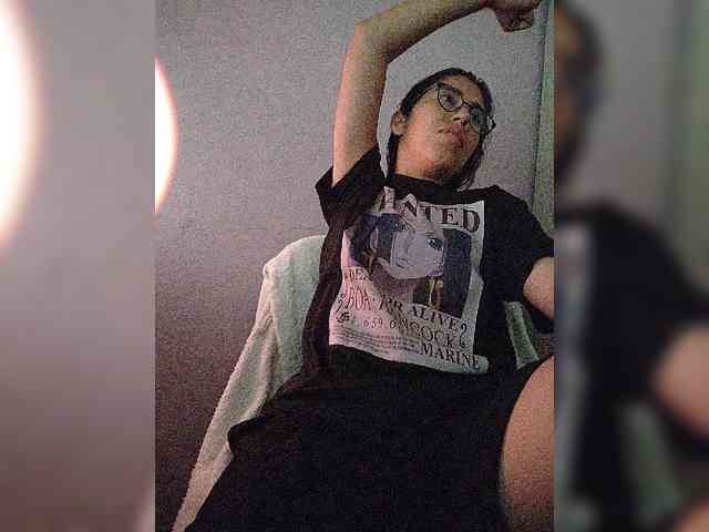 skinny333 webcam