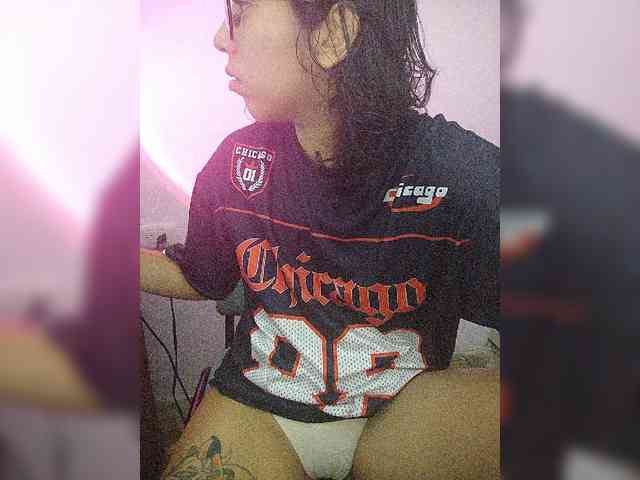 skinny333 webcam