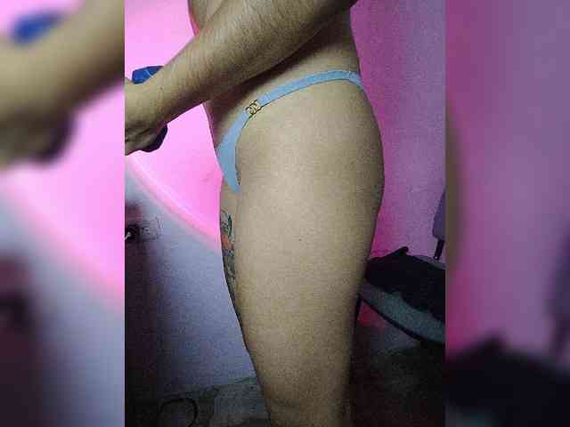 skinny333 webcam