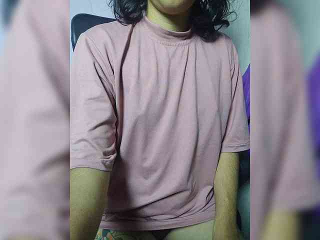 skinny333 webcam