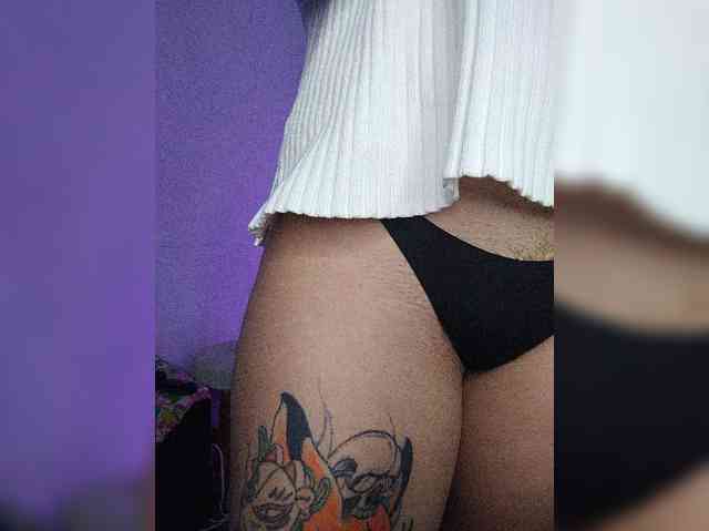 skinny333 webcam