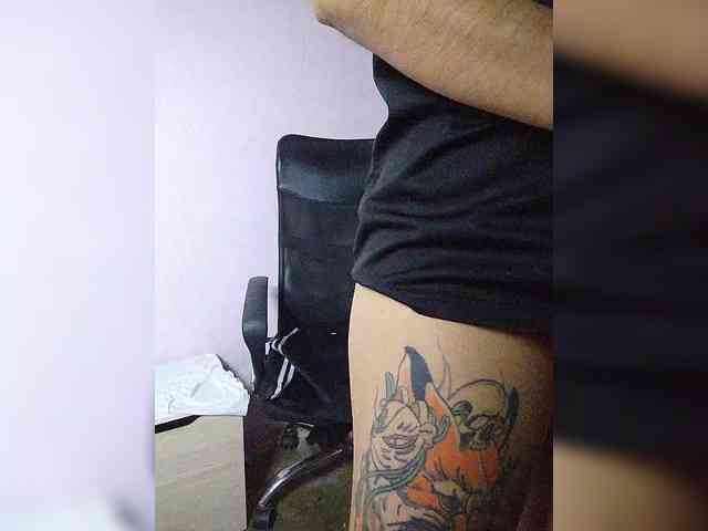 skinny333 webcam