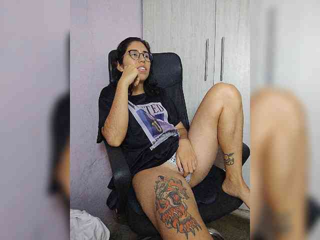 skinny333 skinny333