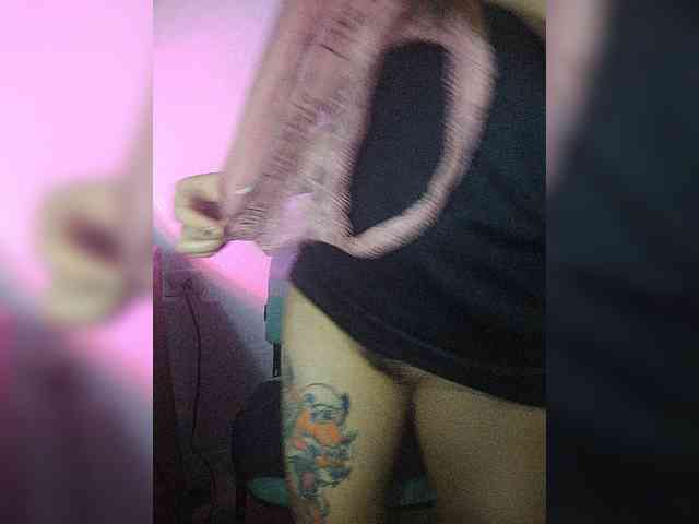 skinny333 webcam