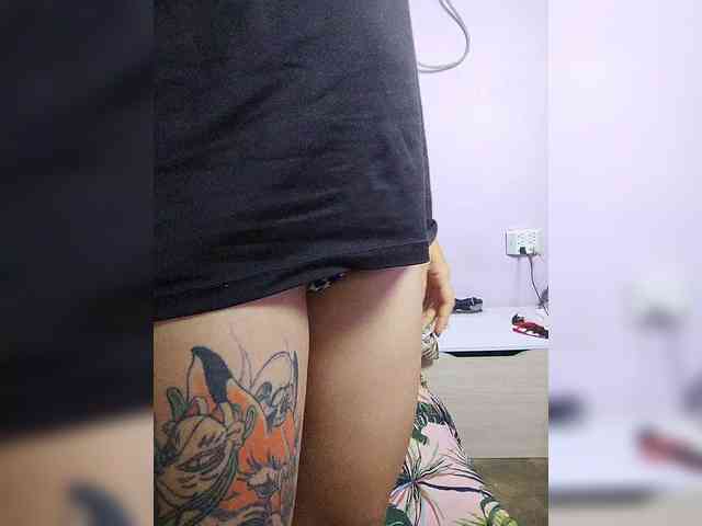 skinny333 webcam