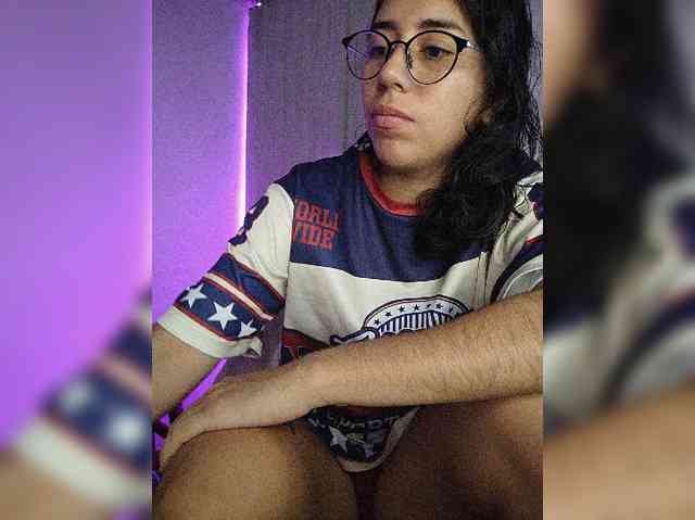 skinny333 webcam