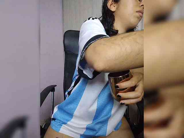 skinny333 webcam