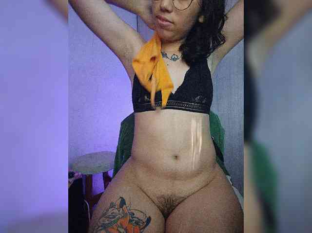 skinny333 webcam