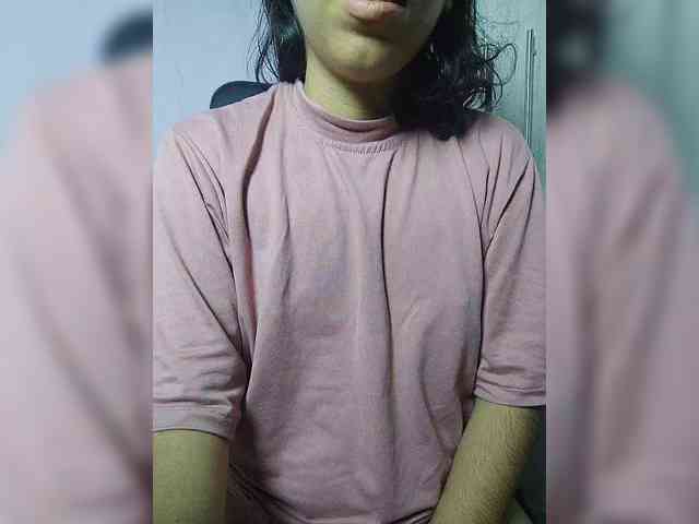 skinny333 webcam