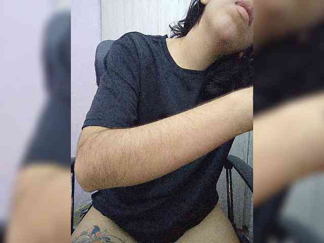 skinny333 webcam