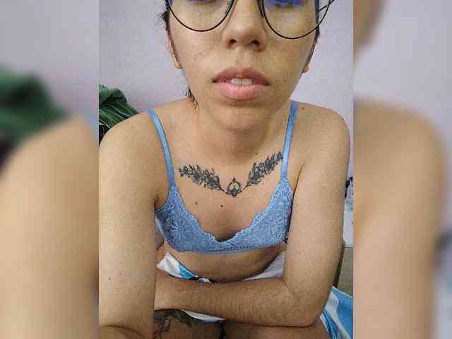 skinny333 skinny333