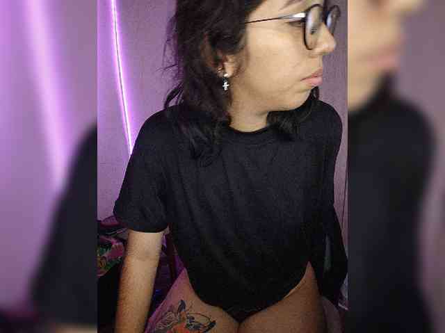 skinny333 skinny333