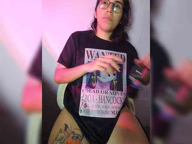 skinny333 webcam