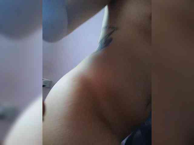 skinny333 webcam