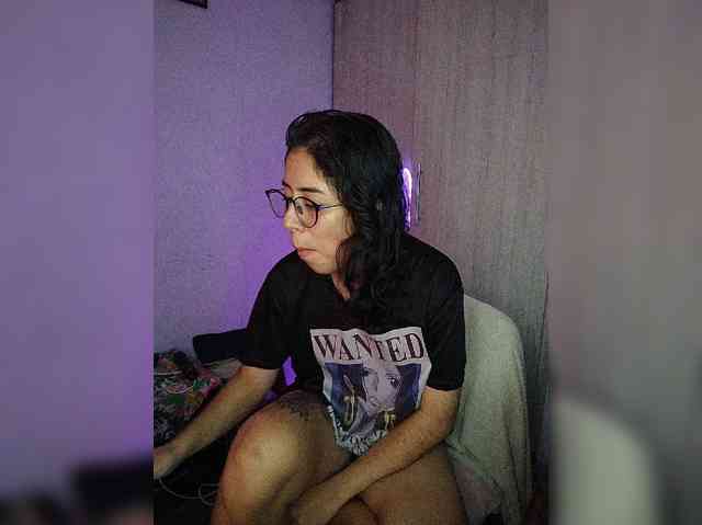 skinny333 webcam