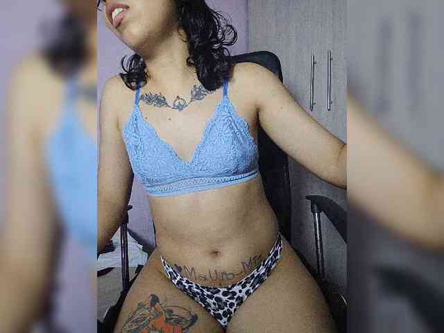 skinny333 webcam