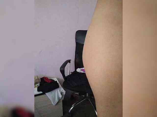 skinny333 webcam