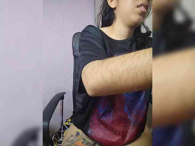 skinny333 webcam