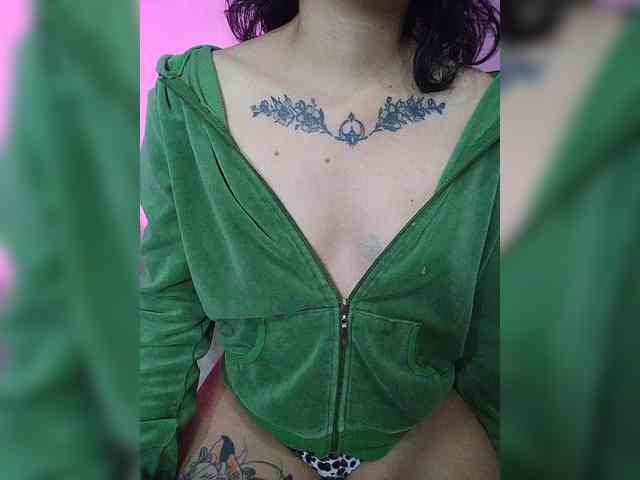 skinny333 webcam