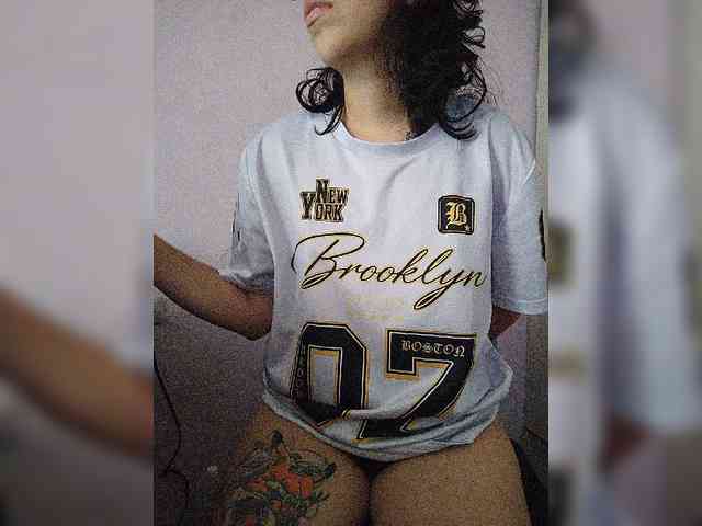 skinny333 webcam