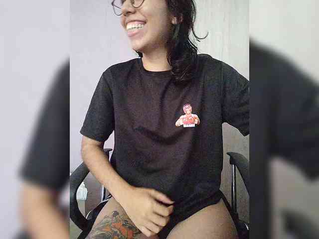 skinny333 webcam