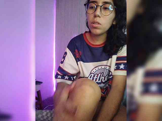 skinny333 webcam
