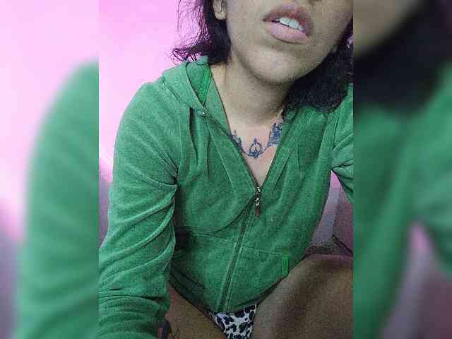skinny333 webcam