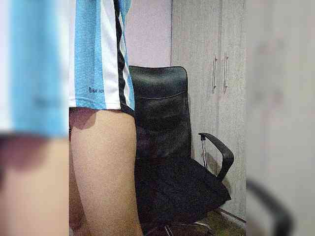 skinny333 webcam