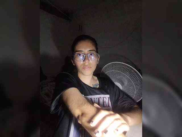 skinny333 webcam