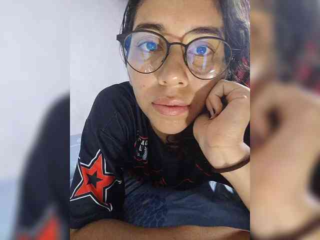 skinny333 webcam
