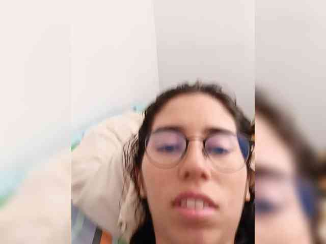 skinny333 webcam