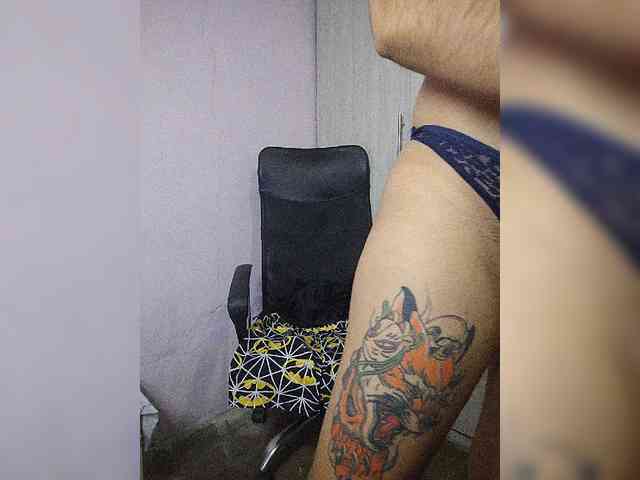 skinny333 webcam
