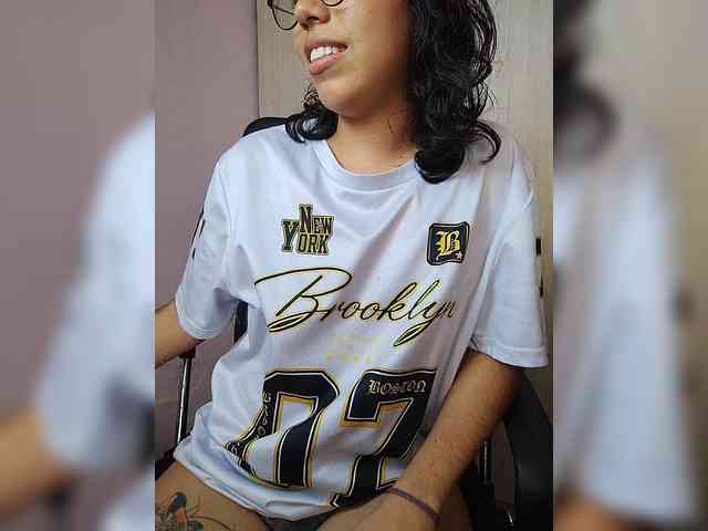 Model: skinny333