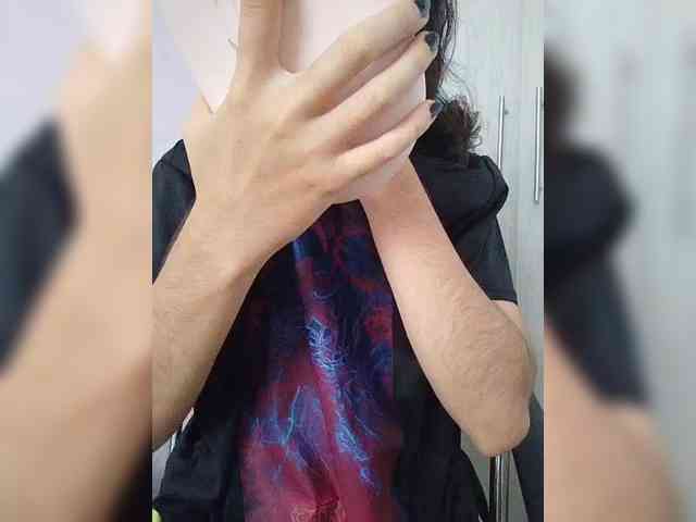 skinny333 webcam