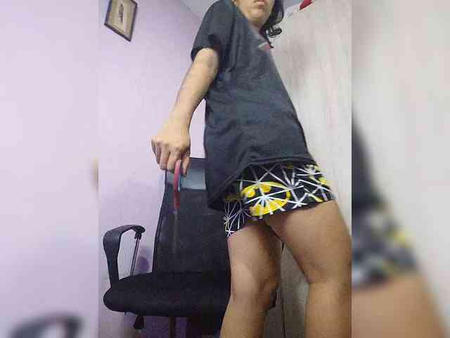 skinny333 webcam