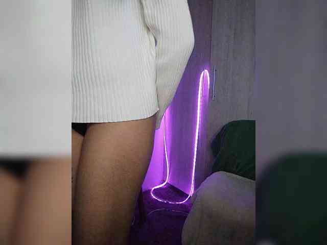 skinny333 webcam