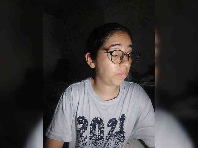 skinny333 webcam