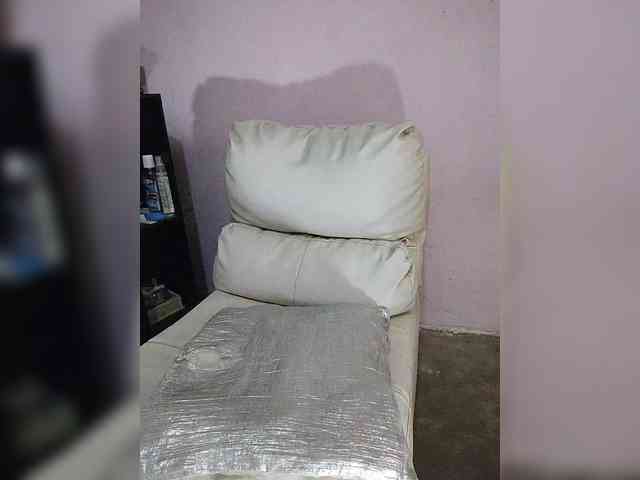 skinny333 webcam