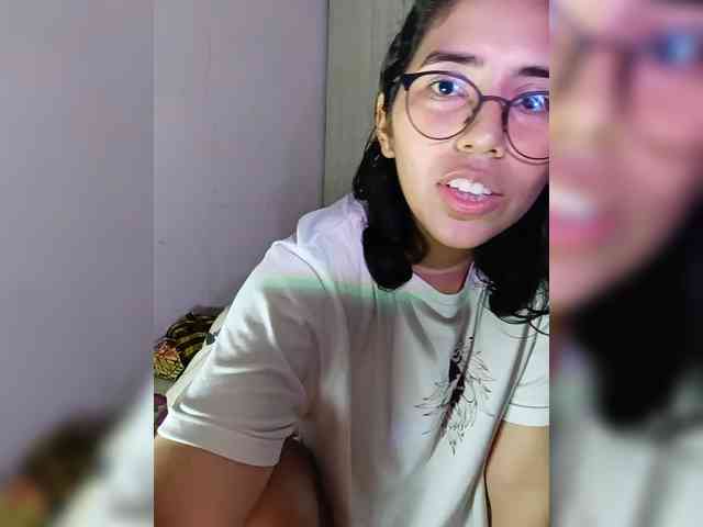 skinny333 webcam
