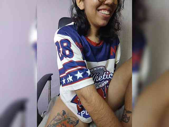 skinny333 webcam